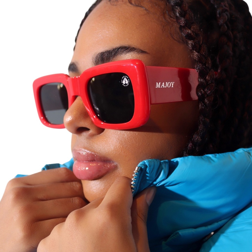 Leila Red sunglasses